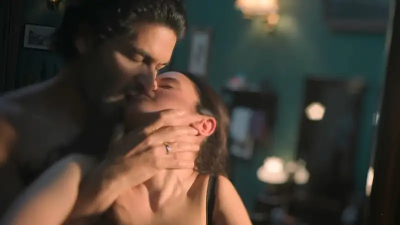 Download Out Of Love [Season 2 – Episodes 05 Added] Hindi Hotstar Specials WEB Series 480p | 720p HDRip screenshot 3