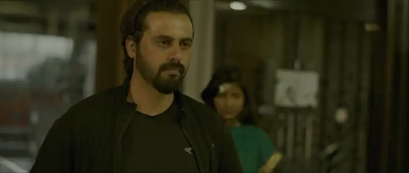 Download Run For Life BhaagWEB DL Hindi Full Movie 480p [350MB] | 720p [900MB] | 1080p [2GB] screenshot 1