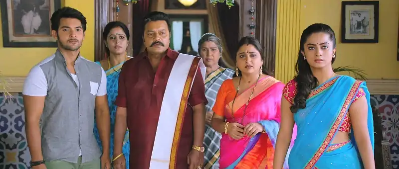 Download Aakhri YudhHindi Dubbed JC WebRip 480p [380MB] | 720p [1.3GB] | 1080p [3.7GB] screenshot 4