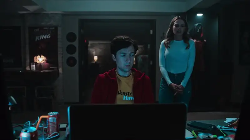 Download Sniper: Rogue MissionBluRay Dual Audio {Hindi English} 480p [350MB] | 720p [950MB] | 1080p [2GB] screenshot 2