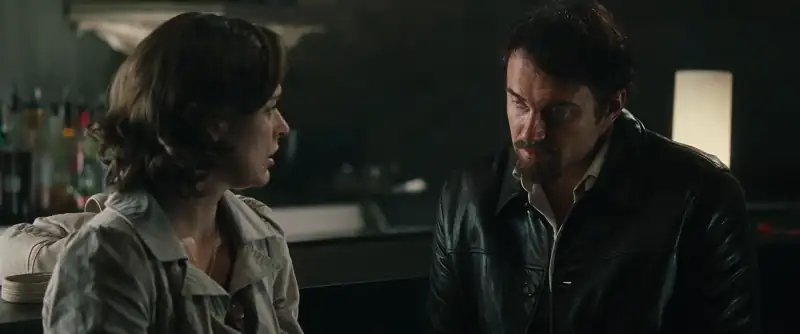 download faces in the crowd (2011) bluray dual audio {hindi-english} 480p [370mb] | 720p [950mb] | 1080p [2.2gb]