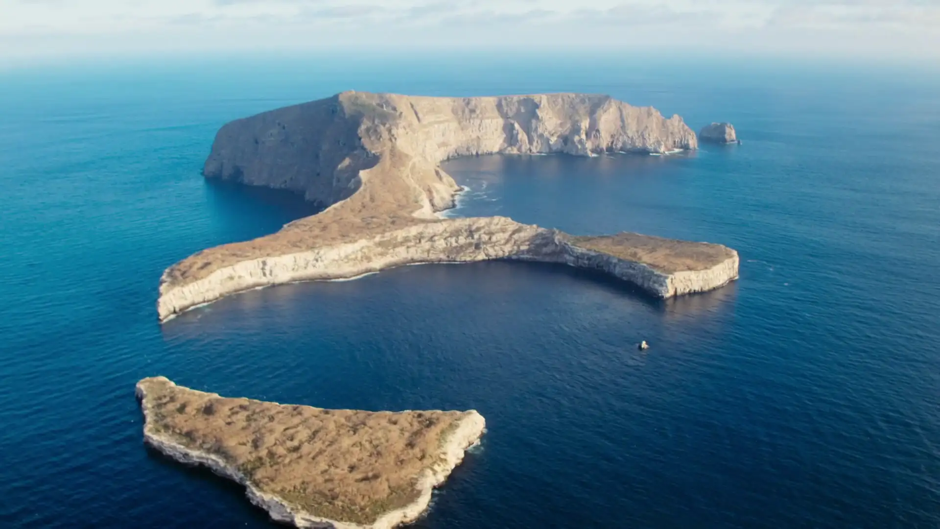 download a perfect planet (season 1) dual audio [hindi + english] complete web series esubs 720p [400mb]