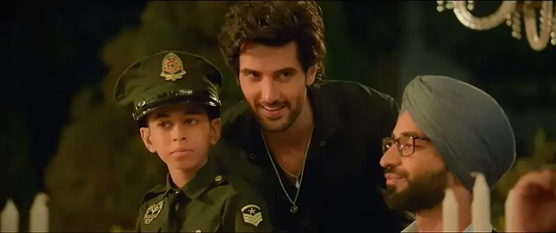 Download Rocket GangHindi Full Movie WEB DL 480p [430MB] | 720p [1.4GB] | 1080p [3GB] screenshot 3