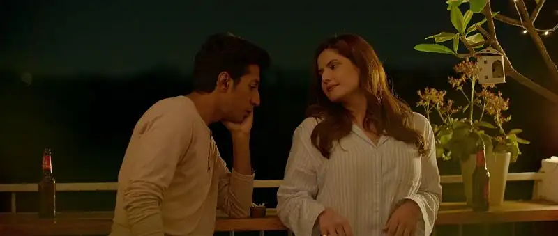 Download Hum Bhi Akele Tum Bhi AkeleHindi Full Movie 480p [400MB] | 720p [1GB] | 1080p [2GB] screenshot 3