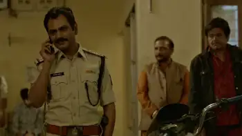 Download Holy CowHindi HDRip Full Movie 480p [300MB] | 720p [800MB] | 1080p [1.7GB] screenshot 1