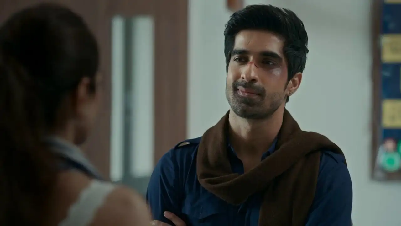 Download Aukaat Ke Bahar (Season 1) Hindi Amazon Complete Web Series 480p | 720p | 1080p WEB DL screenshot 6