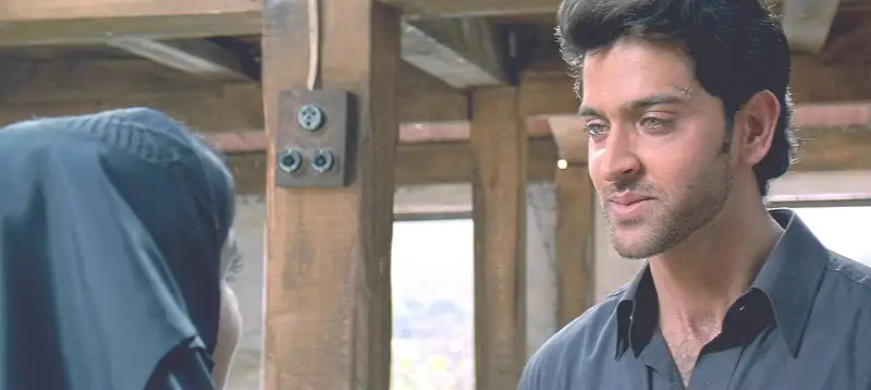 Download Mission KashmirHindi Full Movie WEB DL 480p [400MB] | 720p [1.3GB] | 1080p [4GB] screenshot 6