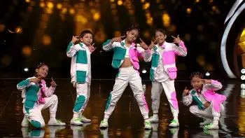 Download HunarbaazS01 [17th April Added] Hindi Full Indian Show 480p | 720p HDRip screenshot 5