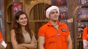 Download Lock UppSeason 1 [Episode 71 – Finale] Hindi Full Indian Show 480p | 720p WEB DL screenshot 6