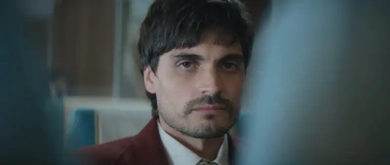 download the hijacking of flight 601 - netflix (season 1) dual audio {hindi-english} web-series 480p | 720p | 1080p web-dl