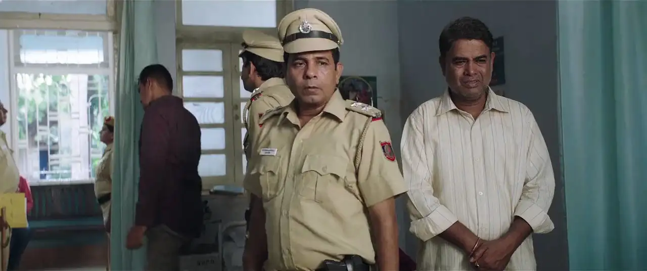 Download ChhapaakHindi Full Movie 480p [350MB] | 720p [950MB] | 1080p [1.4GB] screenshot 3