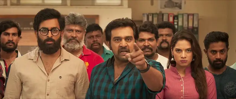 Download KhakiiUNCUT {Hindi ORG. + Dubbed} Full Movie 480p [380MB] | 720p [1GB] | 1080p [2.4GB] screenshot 5