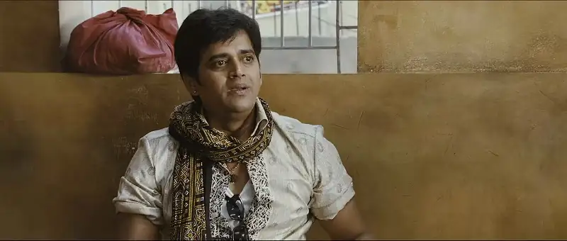 Download Mohalla AssiHindi Full Movie WEB DL 480p [310MB] | 720p [1GB] | 1080p [3.4GB] screenshot 6