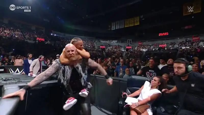 download wwe monday night raw - 26th august (2024) english full wwe show 480p 720p hdrip