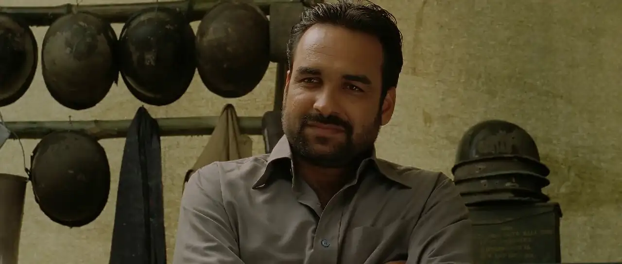 Download GundayHindi Full Movie 480p [450MB] | 720p [1.2GB] | 1080p [2.8GB] screenshot 1