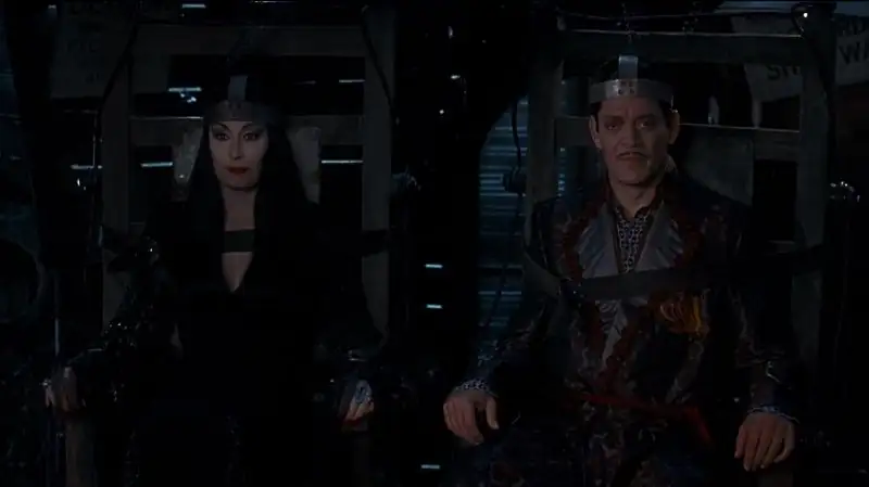 download addams family values (1993) bluray dual audio {hindi-english} 480p [530mb] | 720p [1.1gb] | 1080p [2gb]