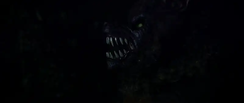 Download Carnivore: Werewolf of LondonDual Audio {Hindi English} 480p [300MB] | 720p [900MB] screenshot 4