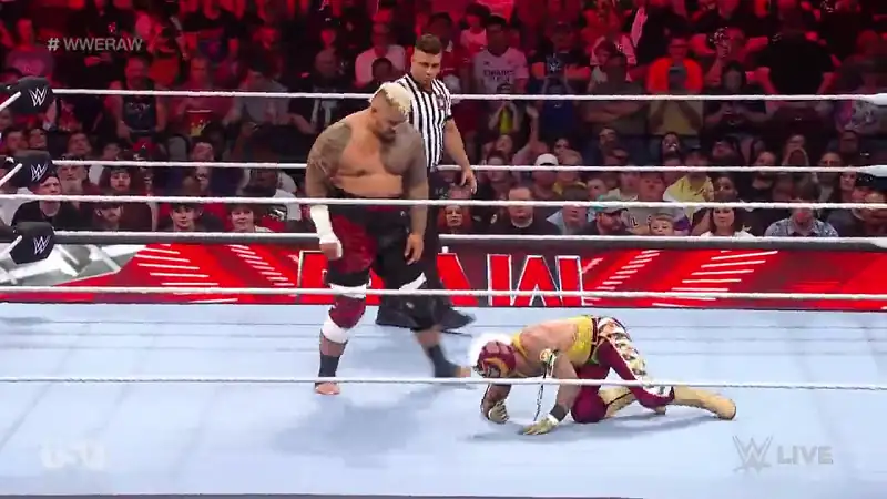 download wwe monday night raw - 17th april (2023) english full wwe show 480p [550mb] | 720p [1.2gb] hdrip