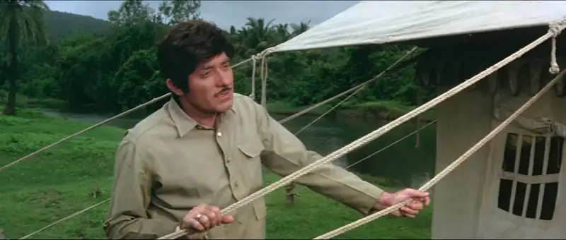 Download PakeezahHindi Full Movie WEBRip 480p [400MB] | 720p [1.2GB] | 1080p [3.8GB] screenshot 5