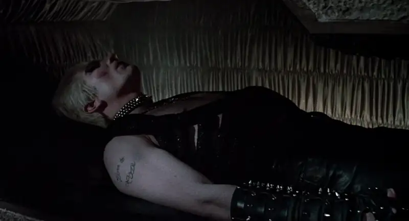 download body double (1984) bluray dual audio {hindi-english} 480p [450mb] | 720p [1.2gb] | 1080p [2gb]