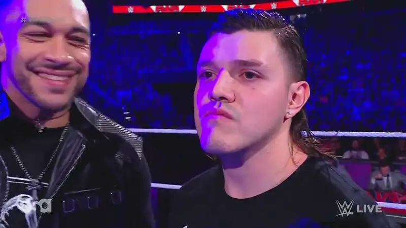 download wwe monday night raw - 14th november 2022 english full wwe show 480p [650mb] | 720p [1.2gb] hdrip