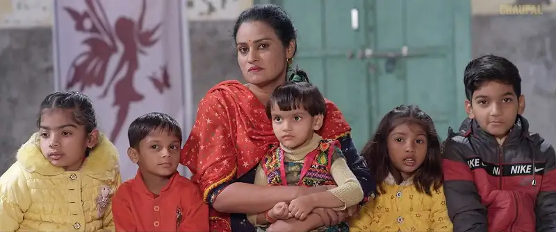 Download Vich Bolunga TerePunjabi HDRip Full Movie 480p [400MB] | 720p [1.1GB] | 1080p [2.3GB] screenshot 3