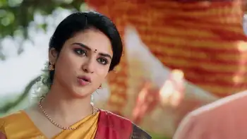 Download Mookuthi AmmanHDRip ORG. Dual Audio [Hindi – Tamil] Full Movie 480p [500MB] | 720p [1.3GB] | 1080p [3GB] screenshot 1