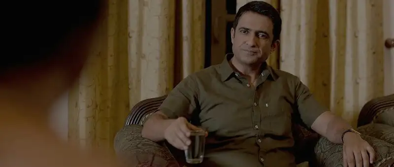 Download Nil Battey SannataHindi Full Movie 480p [300MB] | 720p [900MB] | 1080p [3GB] screenshot 4