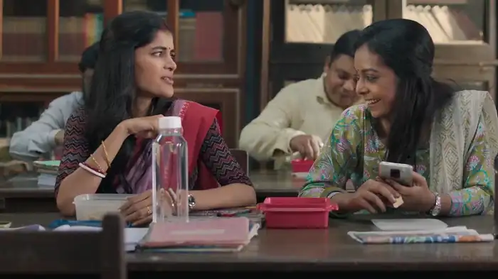 Download UttoronSeason 1 Hindi Complete Hoichoi Original WEB Series 480p | 720p WEB DL screenshot 1