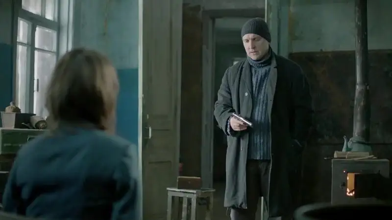 download captive (2013) dual audio {hindi-english} 480p [260mb] | 720p [910mb] web-dl