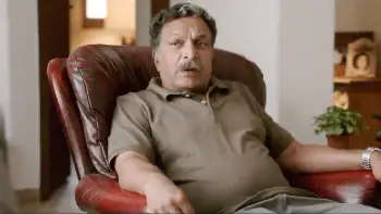 Download YaanDual Audio [Hindi + Tamil] WeB DL 480p [500MB] | 720p [1.3GB] | 1080p [2.7GB] screenshot 4