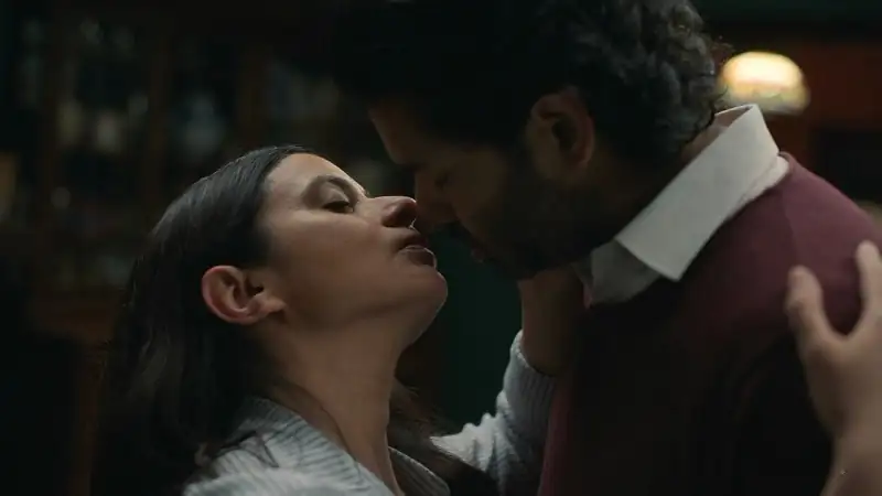 Download Out Of Love [Season 2 – Episodes 05 Added] Hindi Hotstar Specials WEB Series 480p | 720p HDRip screenshot 2