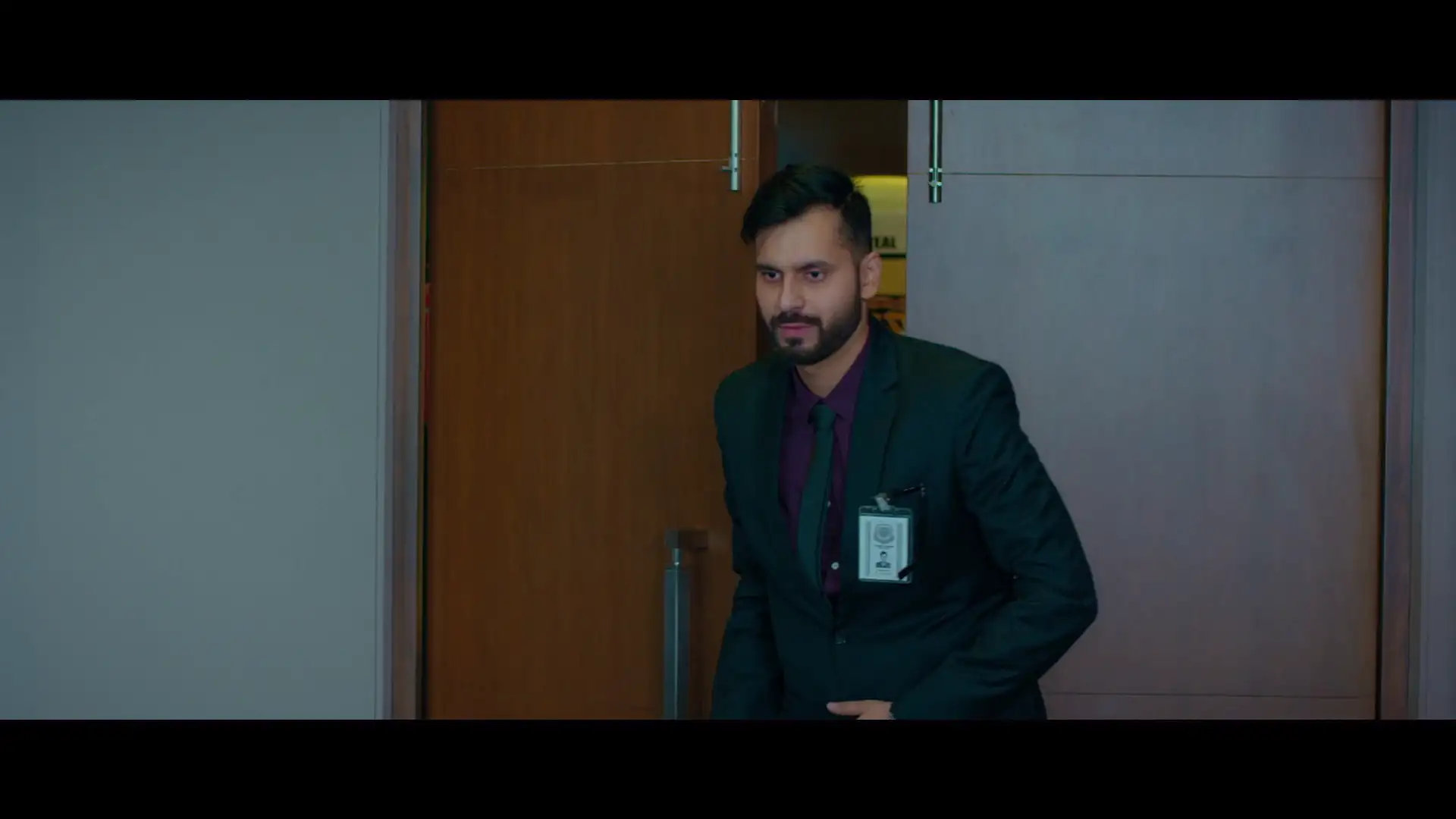 Download 3i (3 Indians)Hindi Full Movie 480p [350MB] | 720p [1GB] screenshot 3