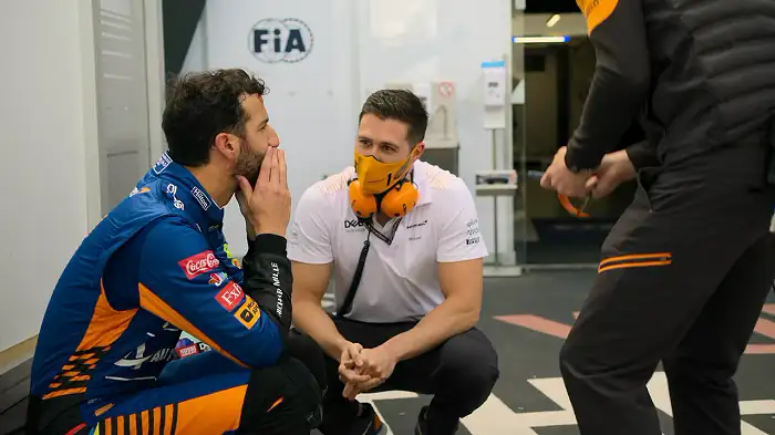 download formula 1: drive to survive (2022) season 4 dual audio {hindi-english} 480p | 720p web-dl