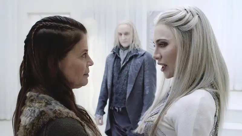 download defiance season 2 (2014) hindi dubbed complete tv series 720p web-dl