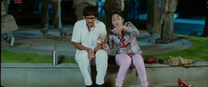 Download Robbery KhiladiHindi Dubbed Full Movie 480p [450MB] | 720p [950MB] screenshot 3