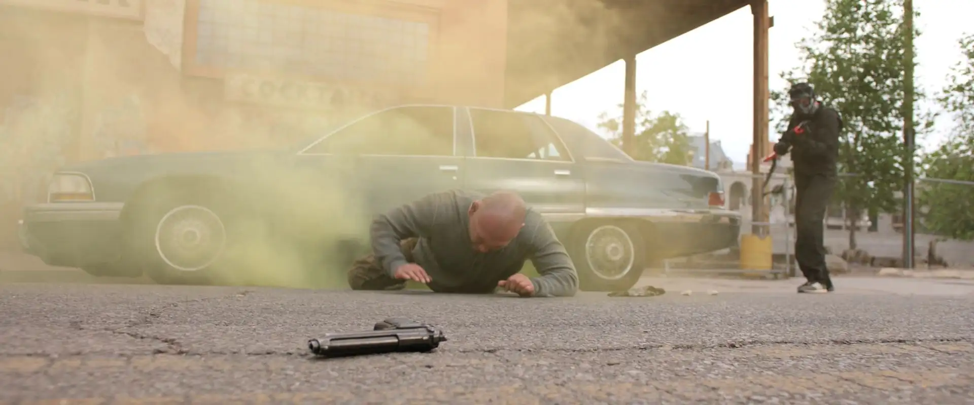 Download Trap HouseWEB DL Dual Audio {Hindi English} 480p [440MB] | 720p [920MB] | 1080p [2GB] | 2160p [11.2GB] screenshot 3