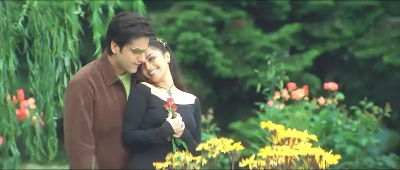 Download Kuch Tum Kaho Kuch Hum KaheinHindi Full Movie WEB DL 480p [500MB] | 720p [1GB] | 1080p [3.6GB] screenshot 4