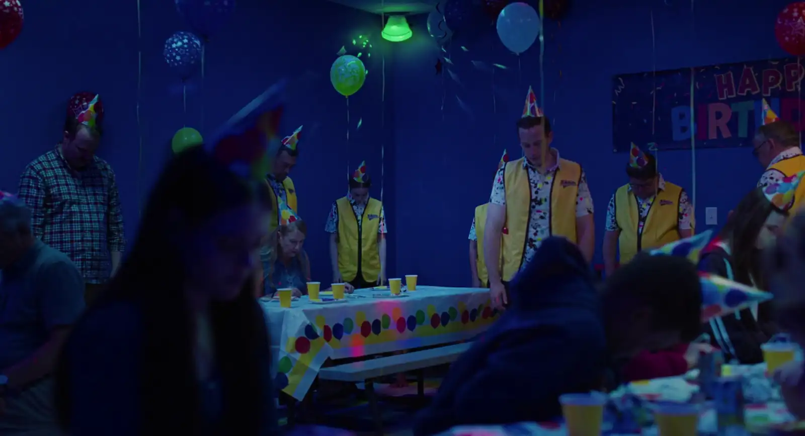 download i saw the tv glow (2024) {english with subtitles} full movie web-dl 480p [300mb] | 720p [800mb] | 1080p [2gb]