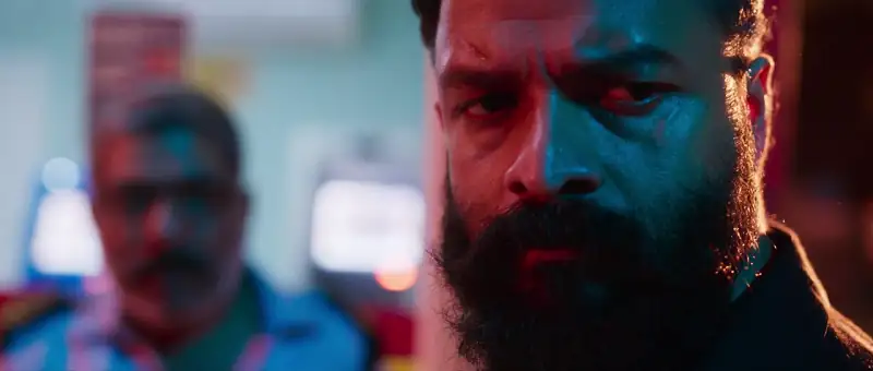 Download EeshoUNCUT HDRip ORG. Dual Audio [Hindi – Malayalam] Full Movie 480p [400MB] | 720p [1GB] | 1080p [2GB] screenshot 3