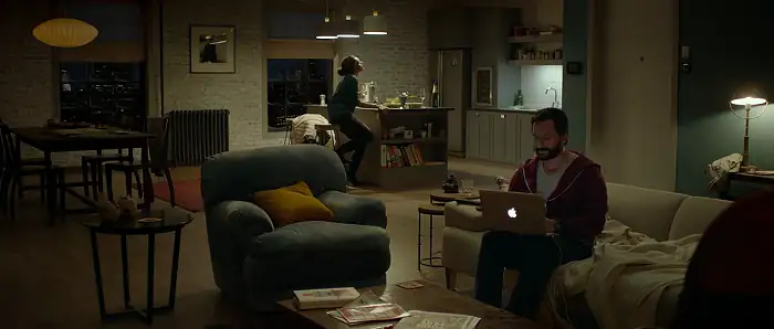 Download ChefHindi Full Movie 480p [300MB] | 720p [1.2GB] | 1080p [4GB] screenshot 1