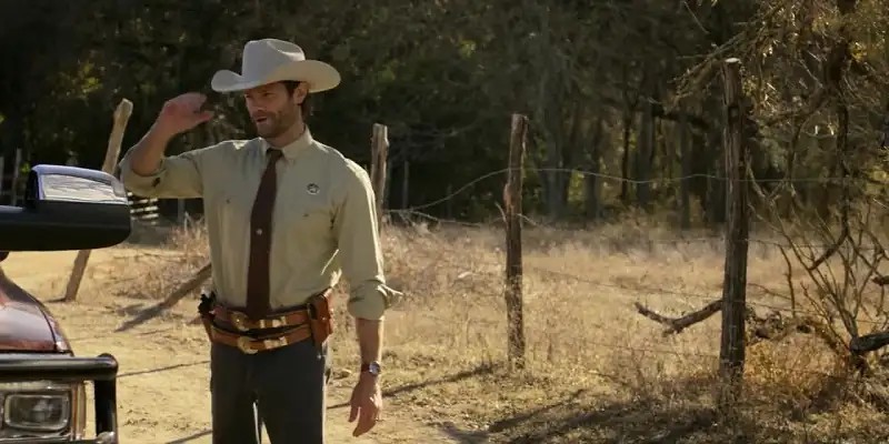 download walker (season 1 – 3) [s03e18 added] english with subtitles web-hd 720p [200mb]