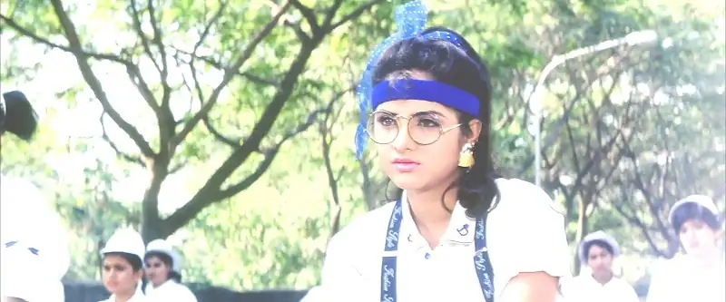 Download Shola Aur ShabnamHindi Full Movie WEB DL 480p [450MB] | 720p [1.5GB] | 1080p [4.3GB] screenshot 1