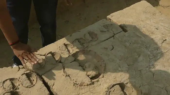 download secrets of sinauli (2021) season 1 [episode 1 added] hindi dscp web series 480p | 720p hdrip