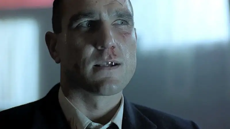 download snatch (2000) bluray dual audio {hindi-english} 480p [350mb] | 720p [950mb] | 1080p [2.2gb]