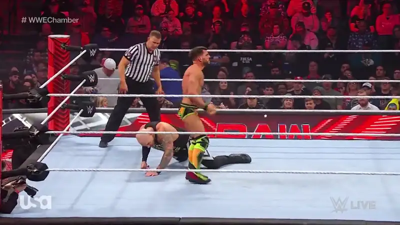 Download WWE Monday Night Raw – 30th JanuaryEnglish Full WWE Show 480p [400MB] | 720p [1.2GB] HDRip screenshot 2