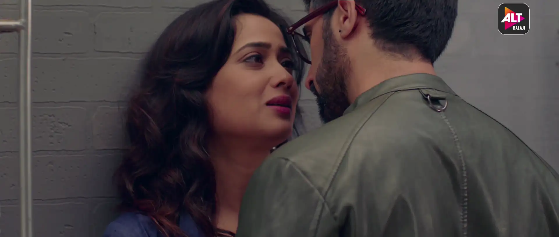 Download Hum Tum and Them Season 1Hindi ALTBalaji Complete Web Series 480p | 720p WEB DL screenshot 4