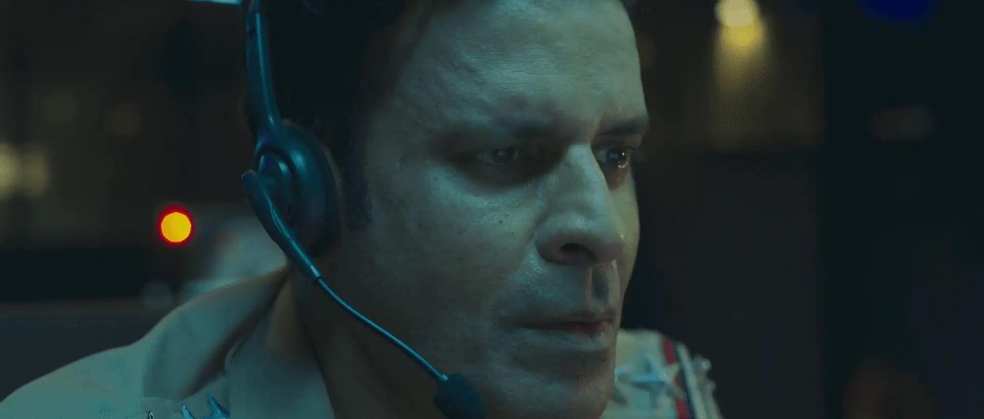 Download Dial 100Hindi Full Movie 480p [320MB] | 720p [800MB] | 1080p [1.1GB] screenshot 1