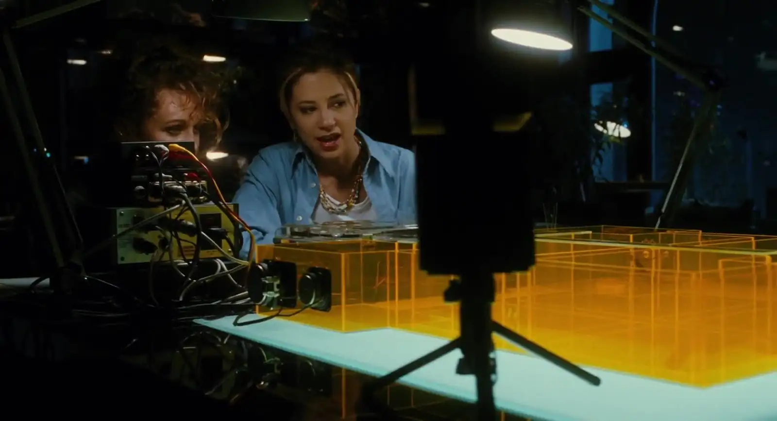 download mimic (1997) dual audio [hindi + english] bluray 480p [400mb] | 720p [950mb] | 1080p [2.2gb]