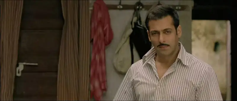 Download DabanggHindi Full Movie 480p [350MB] | 720p [1.1GB] | 1080p [3.7GB] screenshot 1